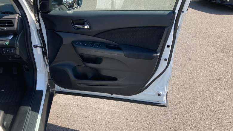 Honda CR-V 2.0 i-VTEC SE Plus 5dr Auto [Nav] Petrol Estate